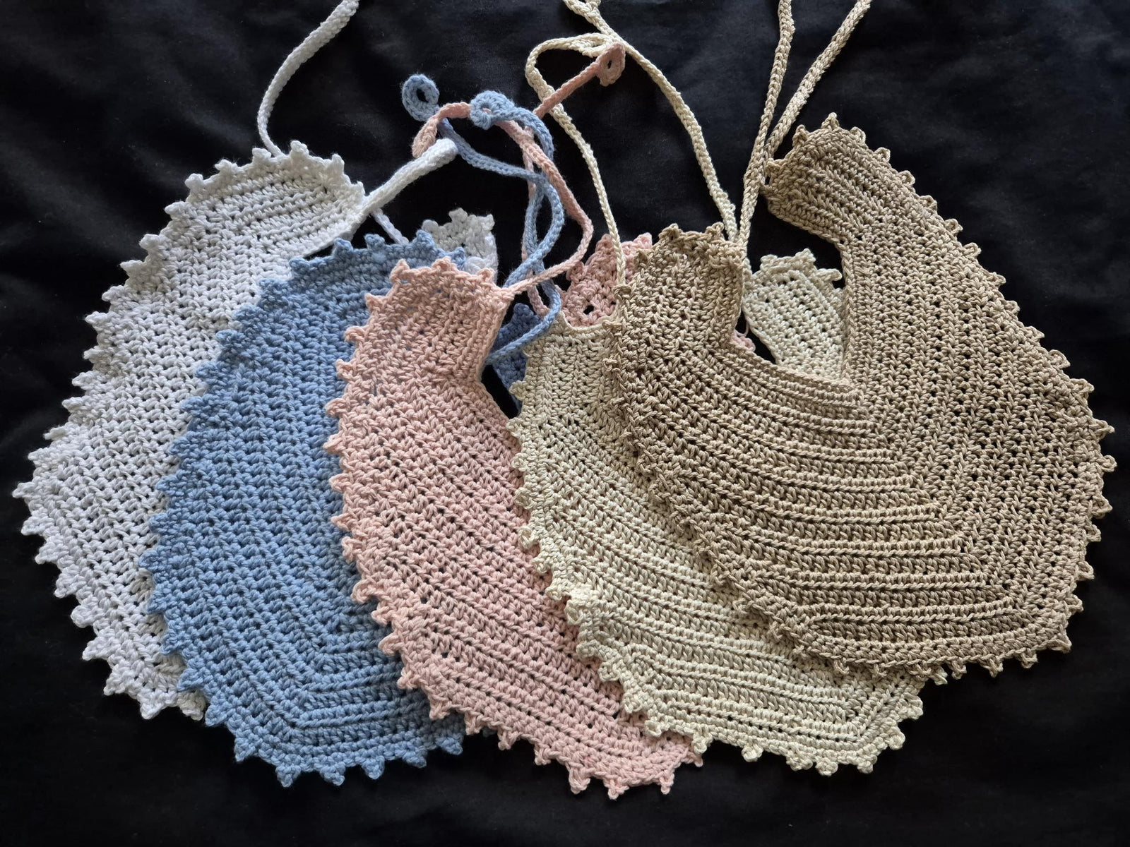 Crochet Basic Bib Silver
