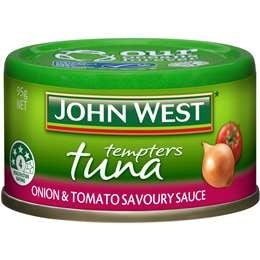 John West Tuna Tempters Onion & Tomato Savoury Sauce 95g